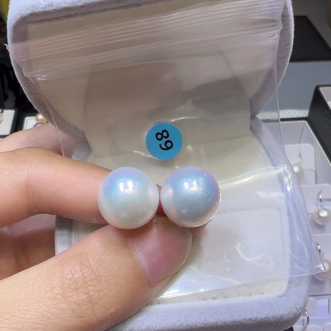 淡水珍珠银S925镶嵌耳饰