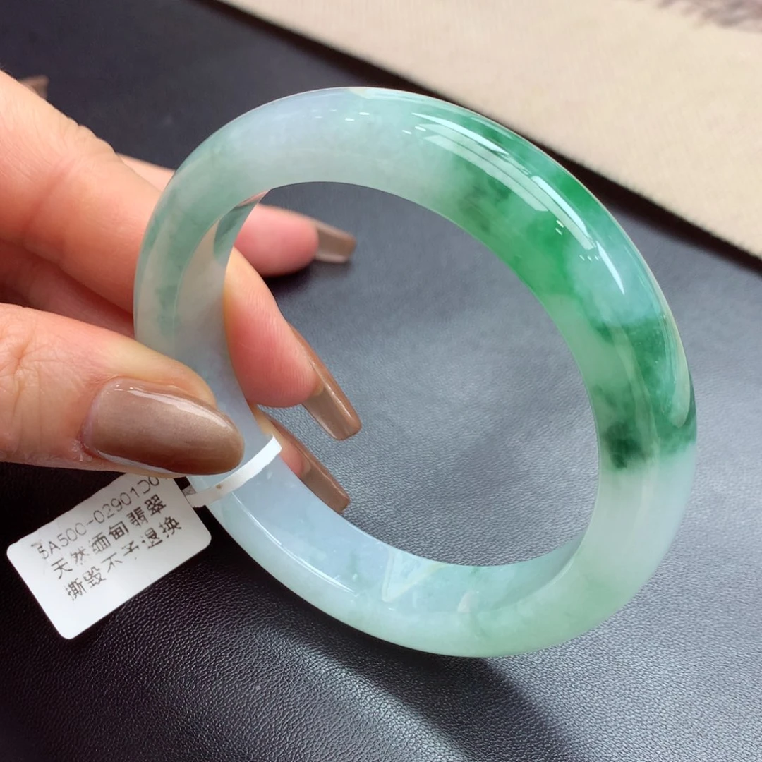 翡翠手镯未镶嵌缅甸翡翠手镯
