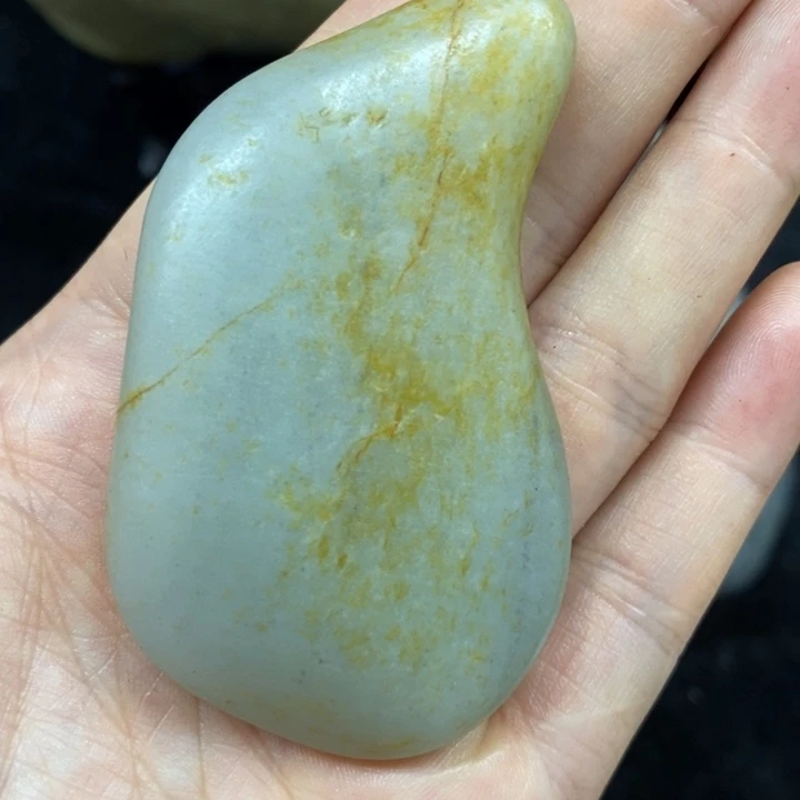 未镶嵌和田玉（糖玉）挂件