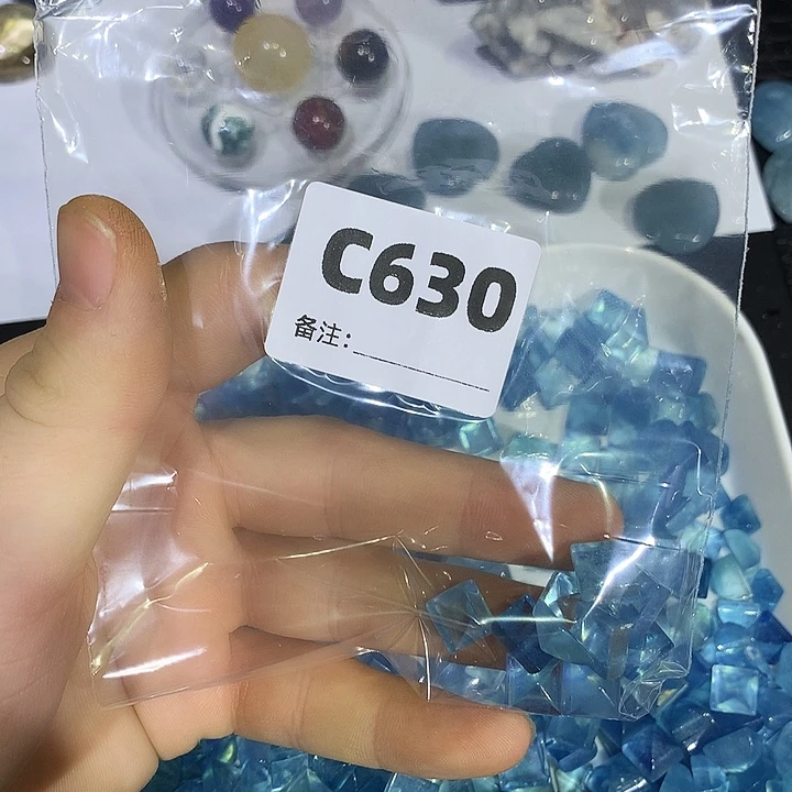 瑞****水晶未镶嵌珠宝半成品天然水晶C630