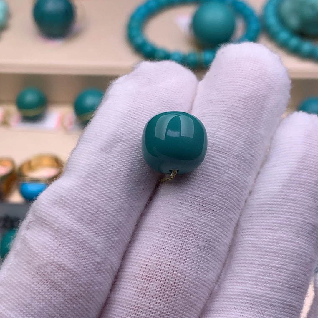 绿松石未镶嵌珠宝奇石11.8