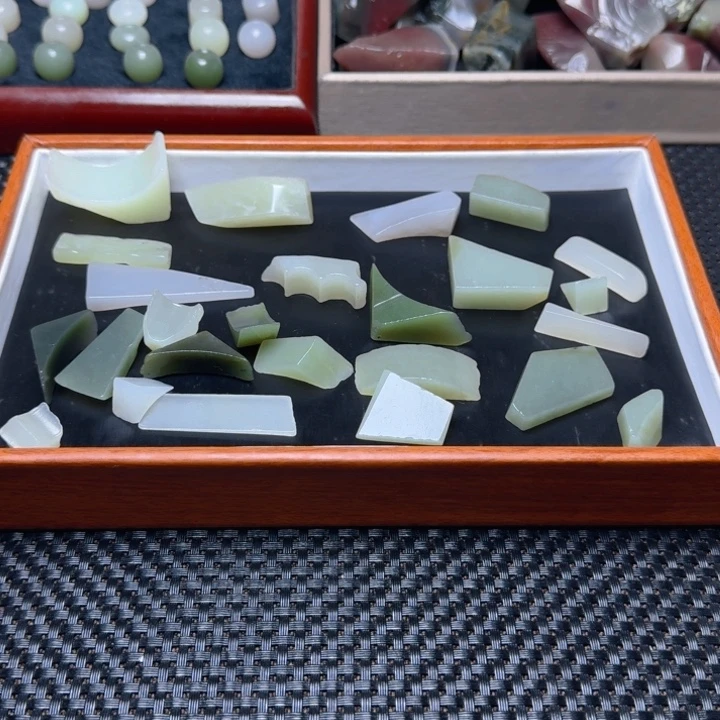 和田玉（糖玉）未镶嵌珠宝半成品