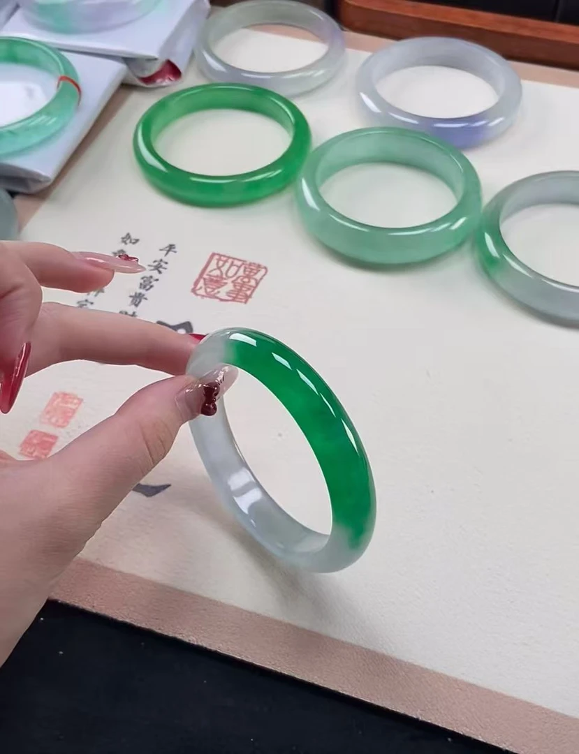 高档冰透手镯（直播专享链接）