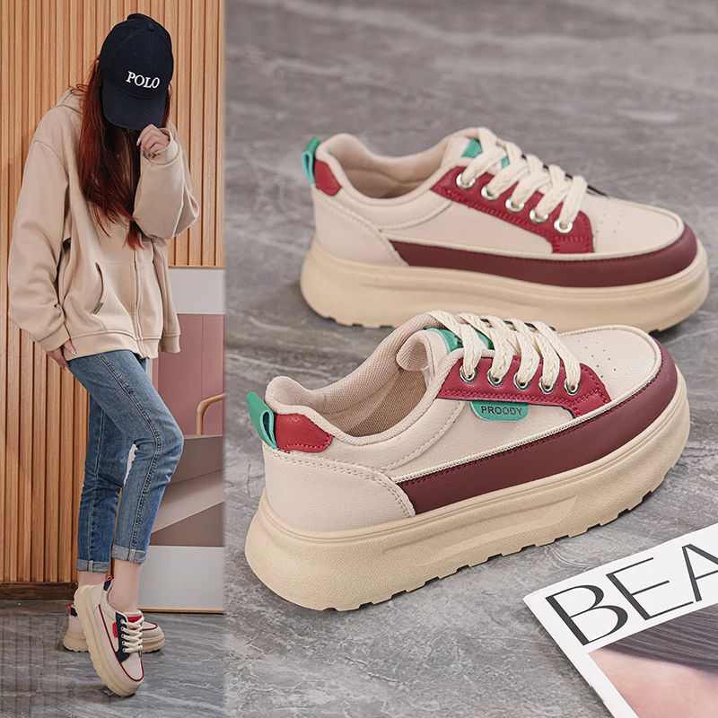 2025年春季新款厚底松糕韩版时尚休闲板鞋百搭透气网红女鞋