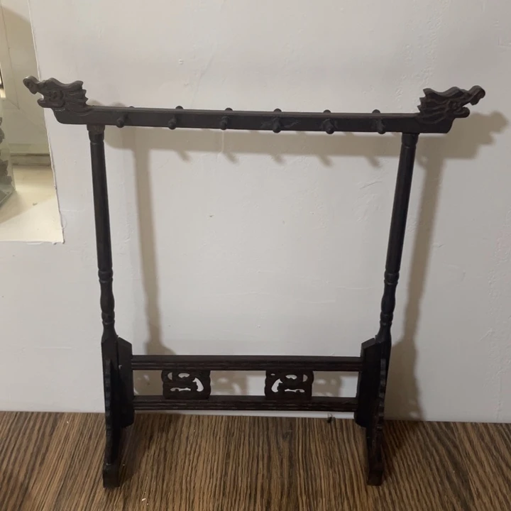 紫檀木类端景台陶瓷艺术家的作品