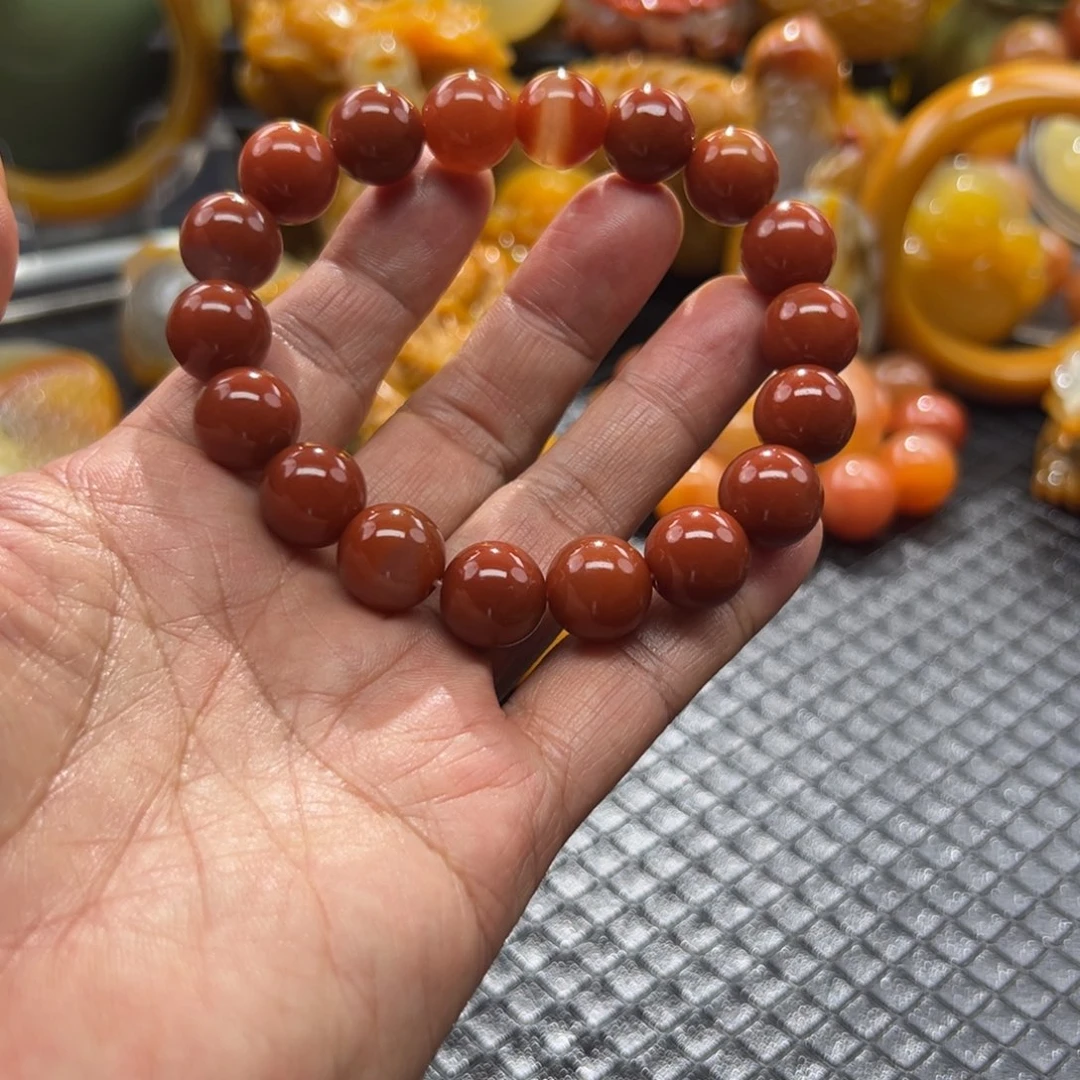 石英质玉未镶嵌颈饰