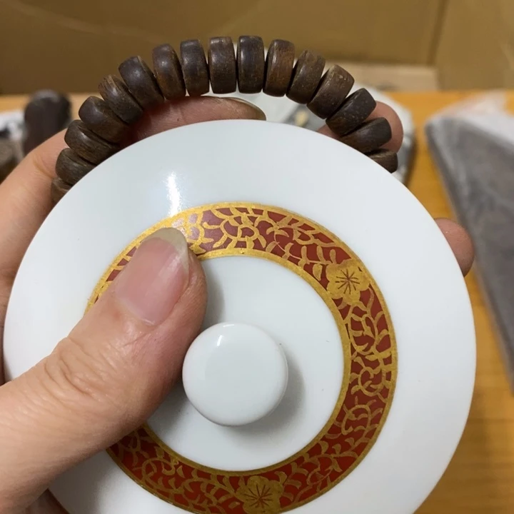 瓷片哈中古工艺品一件