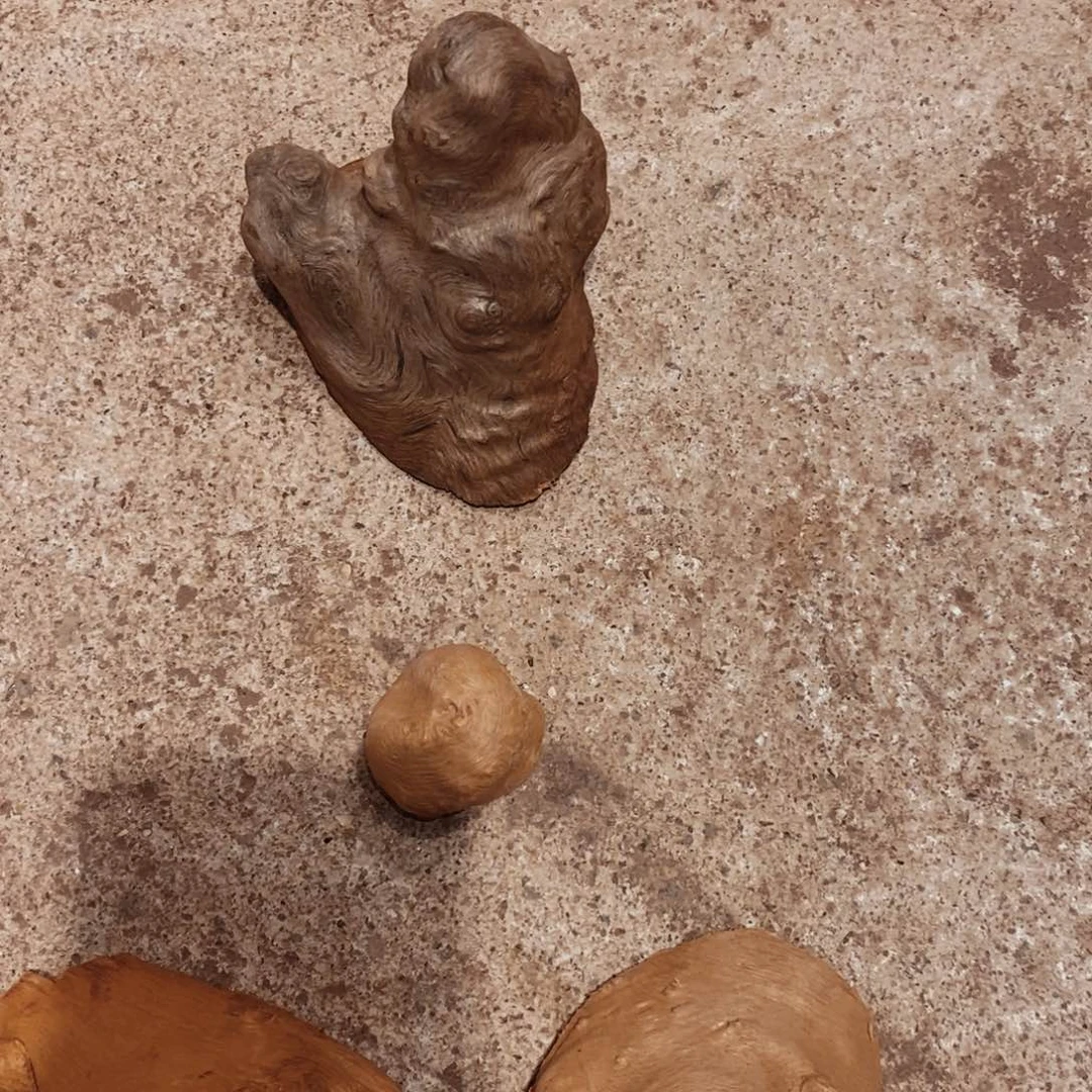 荔枝木丝**忆随形香炉加工