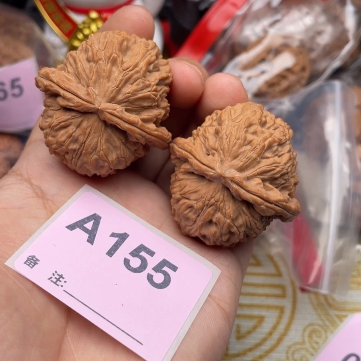 面***的把件文玩核桃核桃