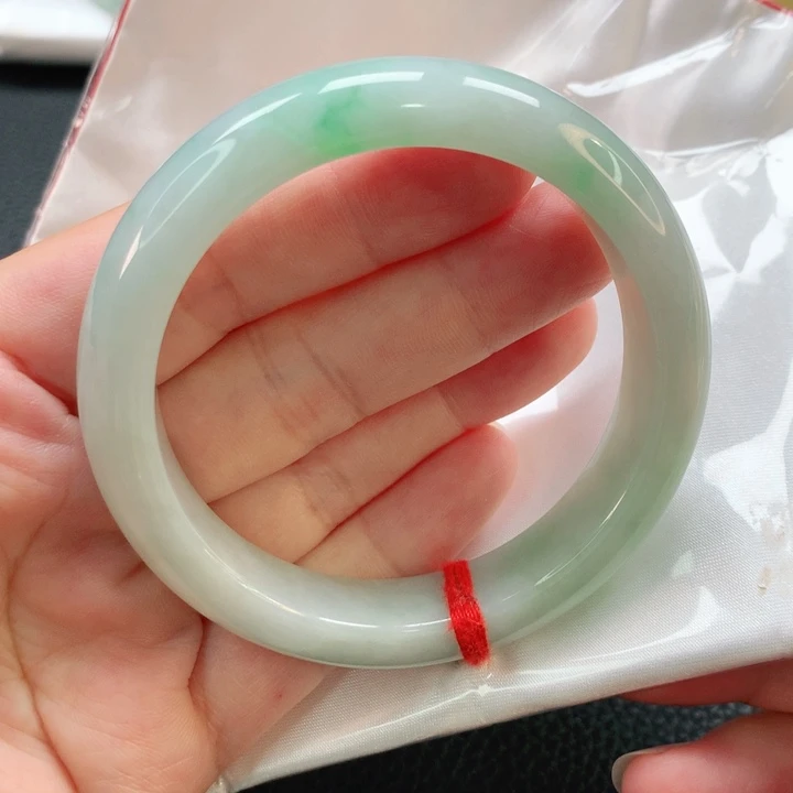 翡翠手镯未镶嵌57正