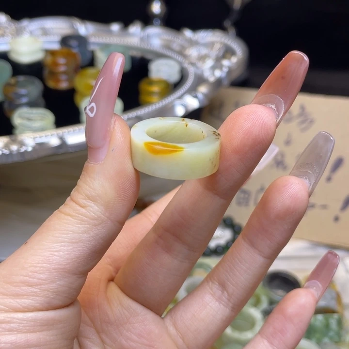 蛇纹石玉合金戒指63-16.3微瑕