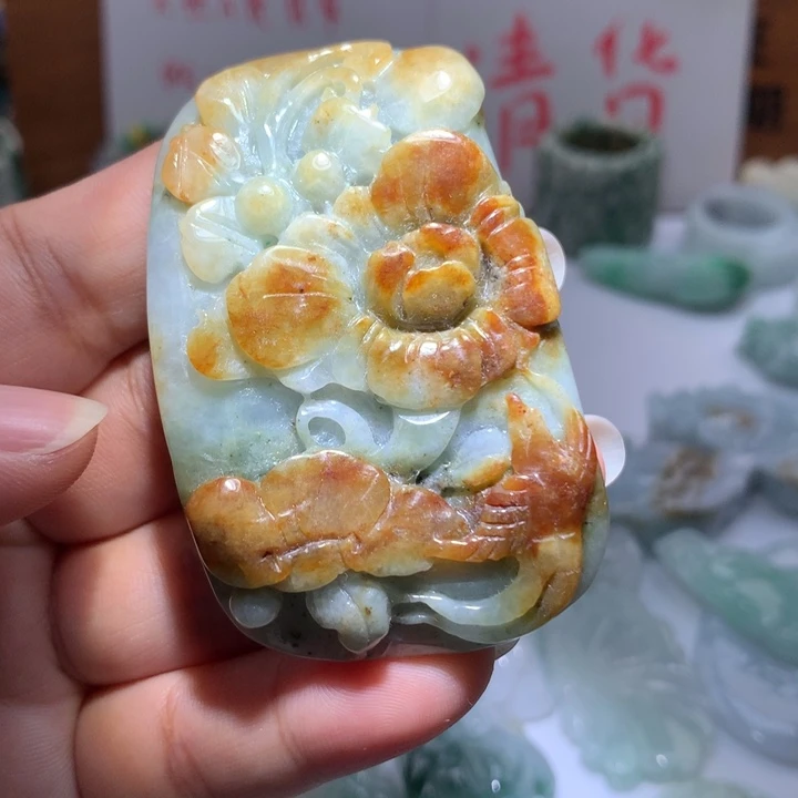 翡翠未镶嵌颈饰保真天然A货翡翠