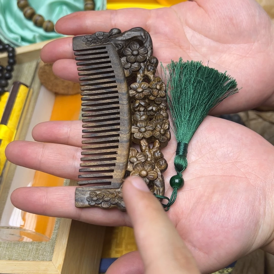 大叶紫檀（黑酸枝木类）