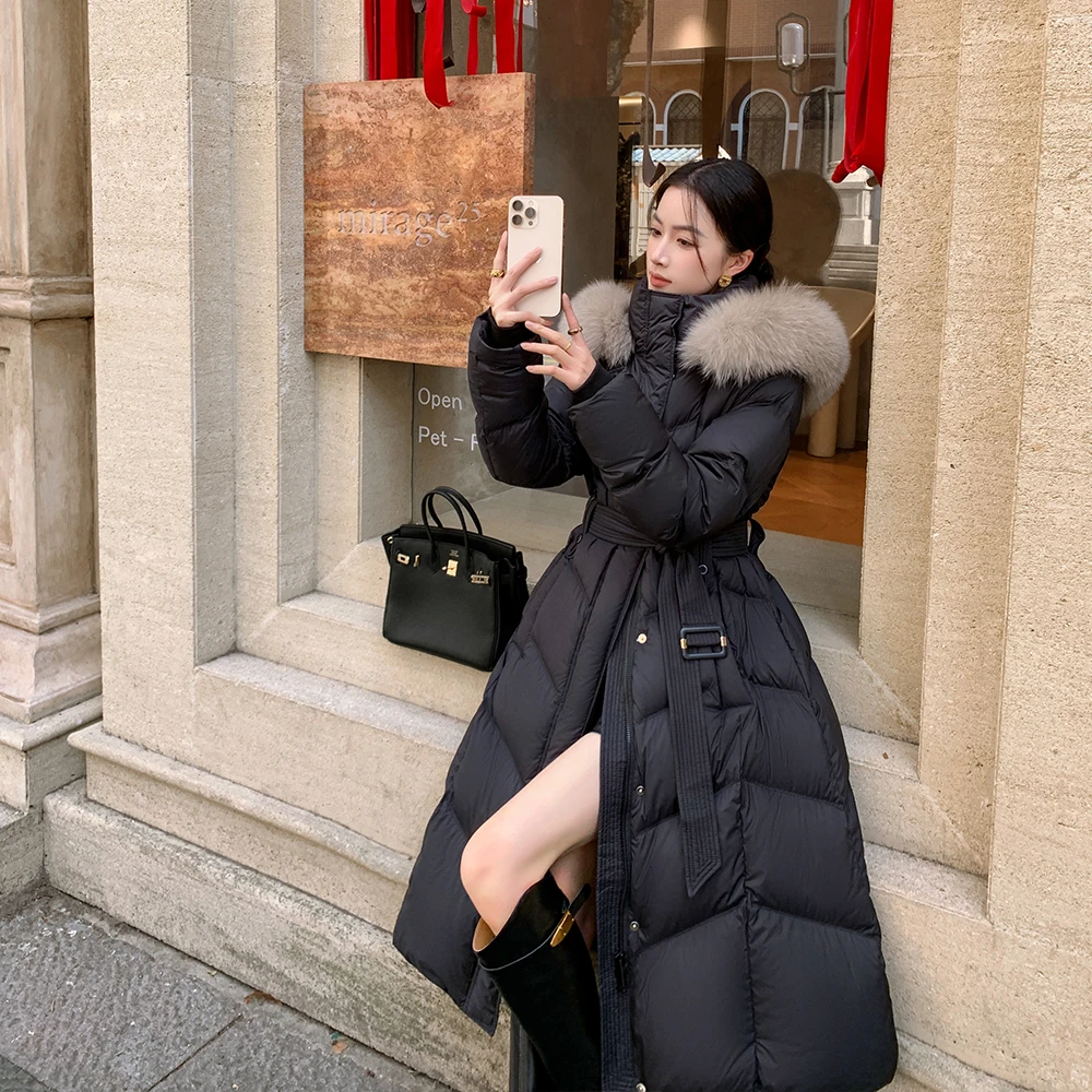 高级感大毛领黑色收腰羽绒服女2025冬季新款长款过膝保暖加厚外套