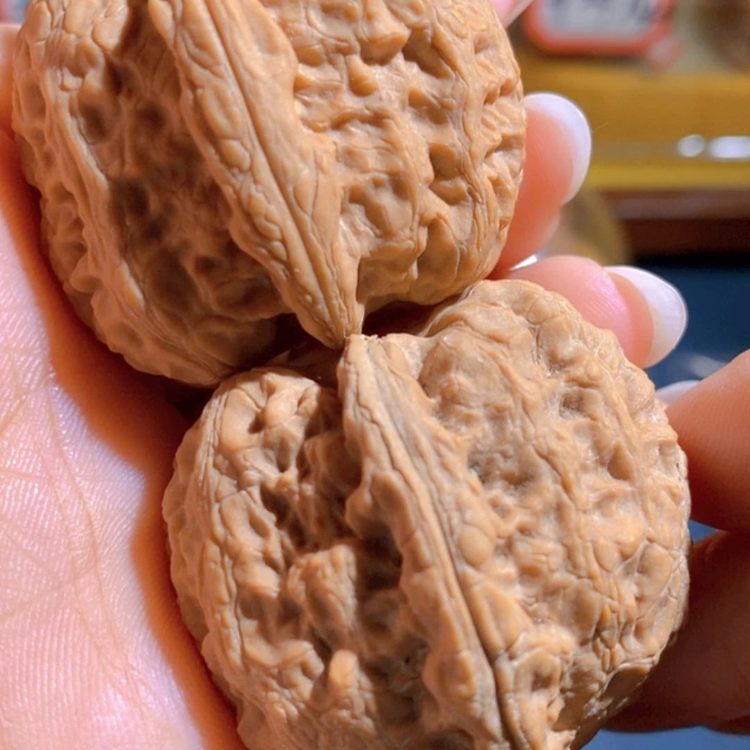 【闪购商品】文玩核桃吊坠金尊