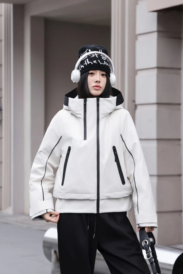 女士新款时尚百搭显瘦小个子羽绒冲锋衣1227