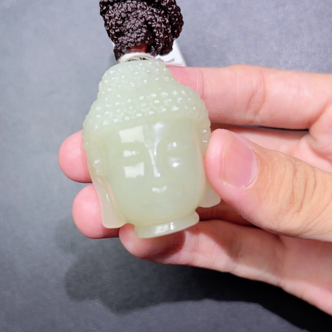 未镶嵌和田玉挂件吴