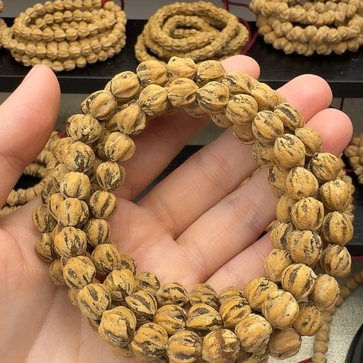 芭***乐柏香籽/百香籽吊坠