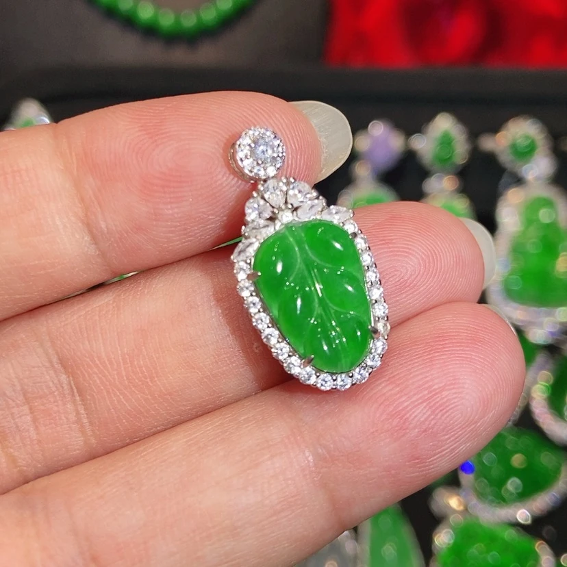 【闪购商品】颈饰未镶嵌翡翠天然翡翠