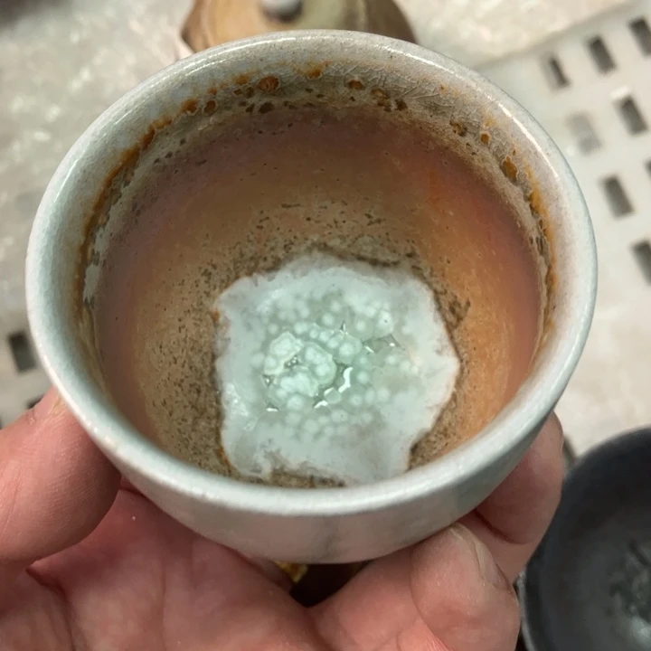 柴烧杯子与宝瓶大放漏