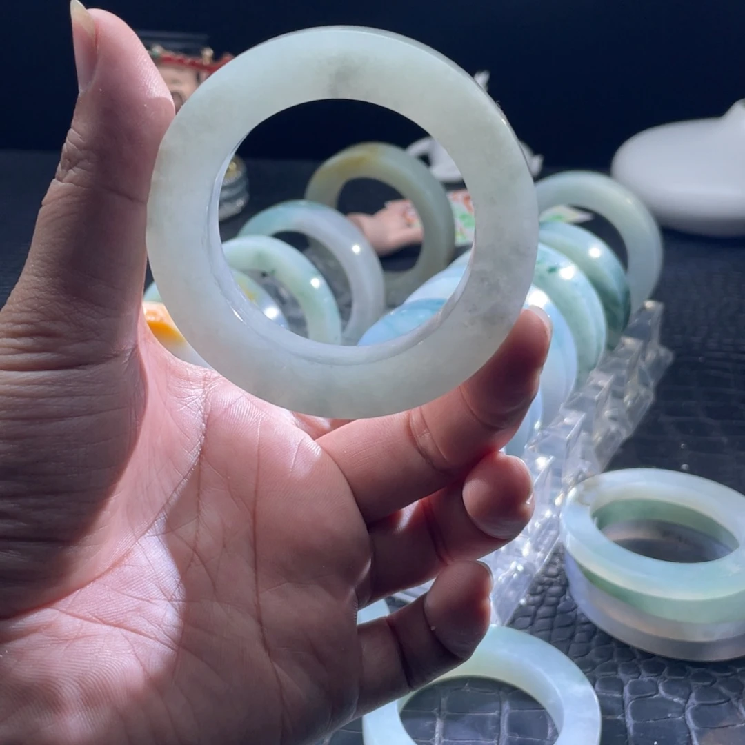 定制翡翠未镶嵌正圈