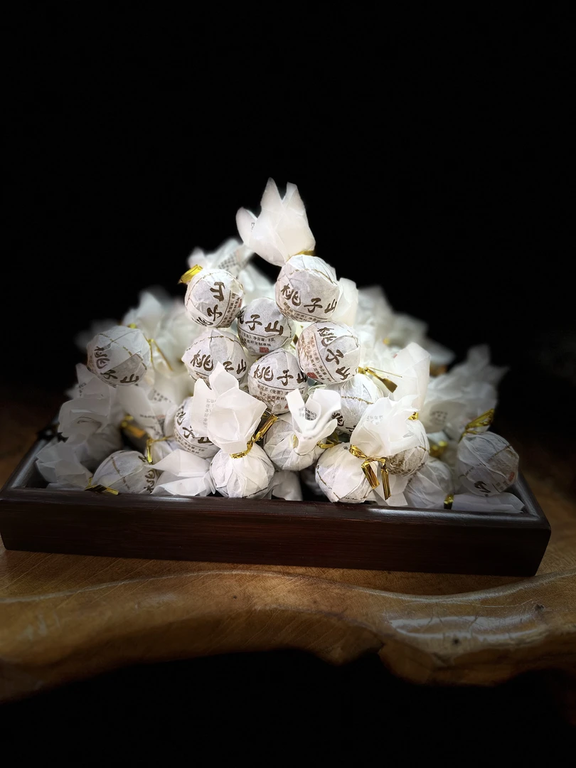 桃子山8g生茶龙珠【马拉菲尔茶叶】