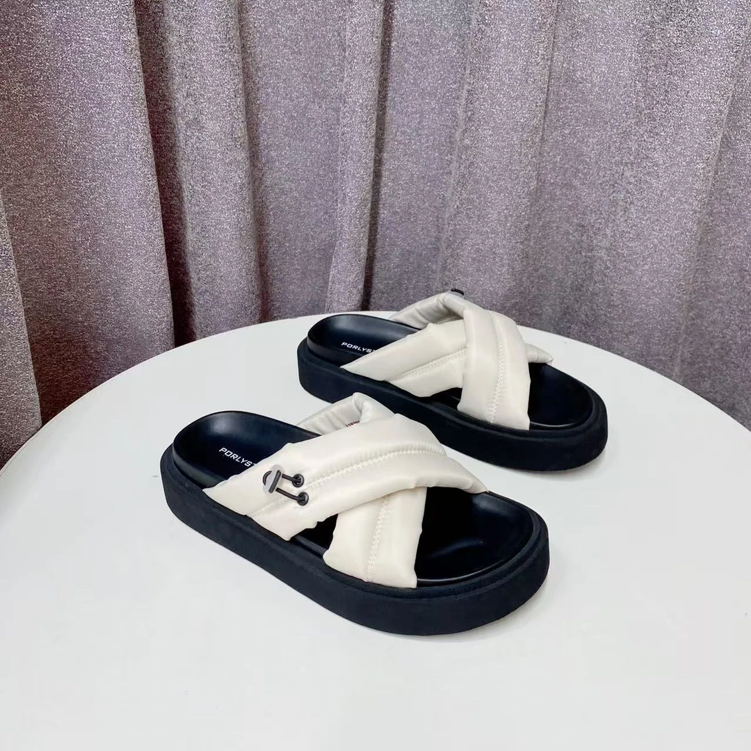 C6403  米色  夏季时尚2025新款厚底露趾休闲女拖鞋