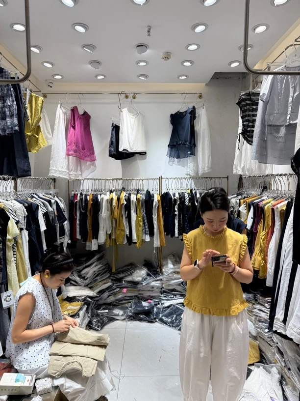 屿你夏季套装针织小衫1号