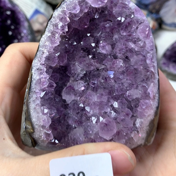 紫晶大型摆件（非配饰）未镶嵌