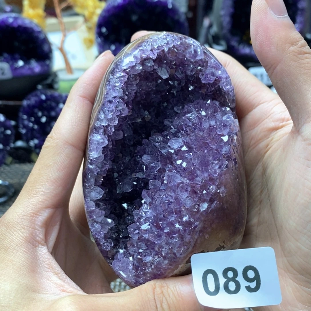 紫晶未镶嵌大型摆件（非配饰）