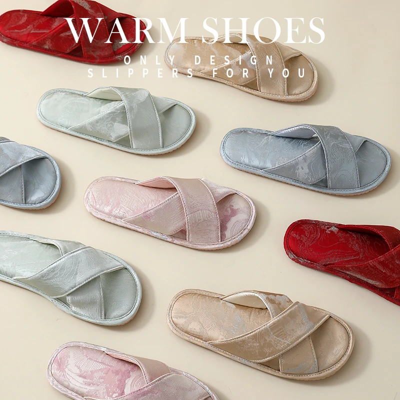 乐家2025新家居室内新中式拖鞋夏季女抗菌防臭防滑静音浴室踩屎感