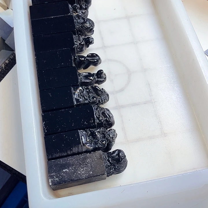 寿山石印石彩**岐今天我也很