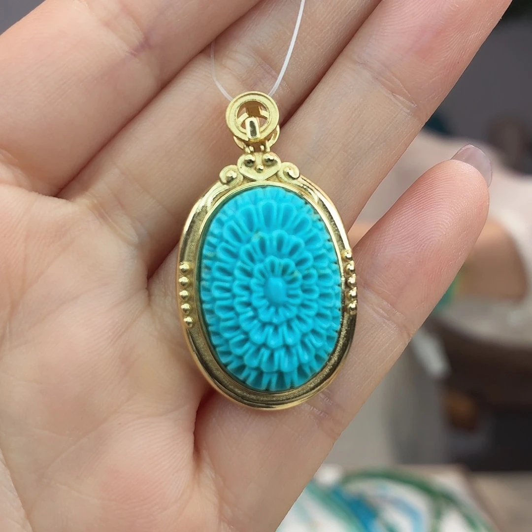 绿松石合金颈饰吊坠