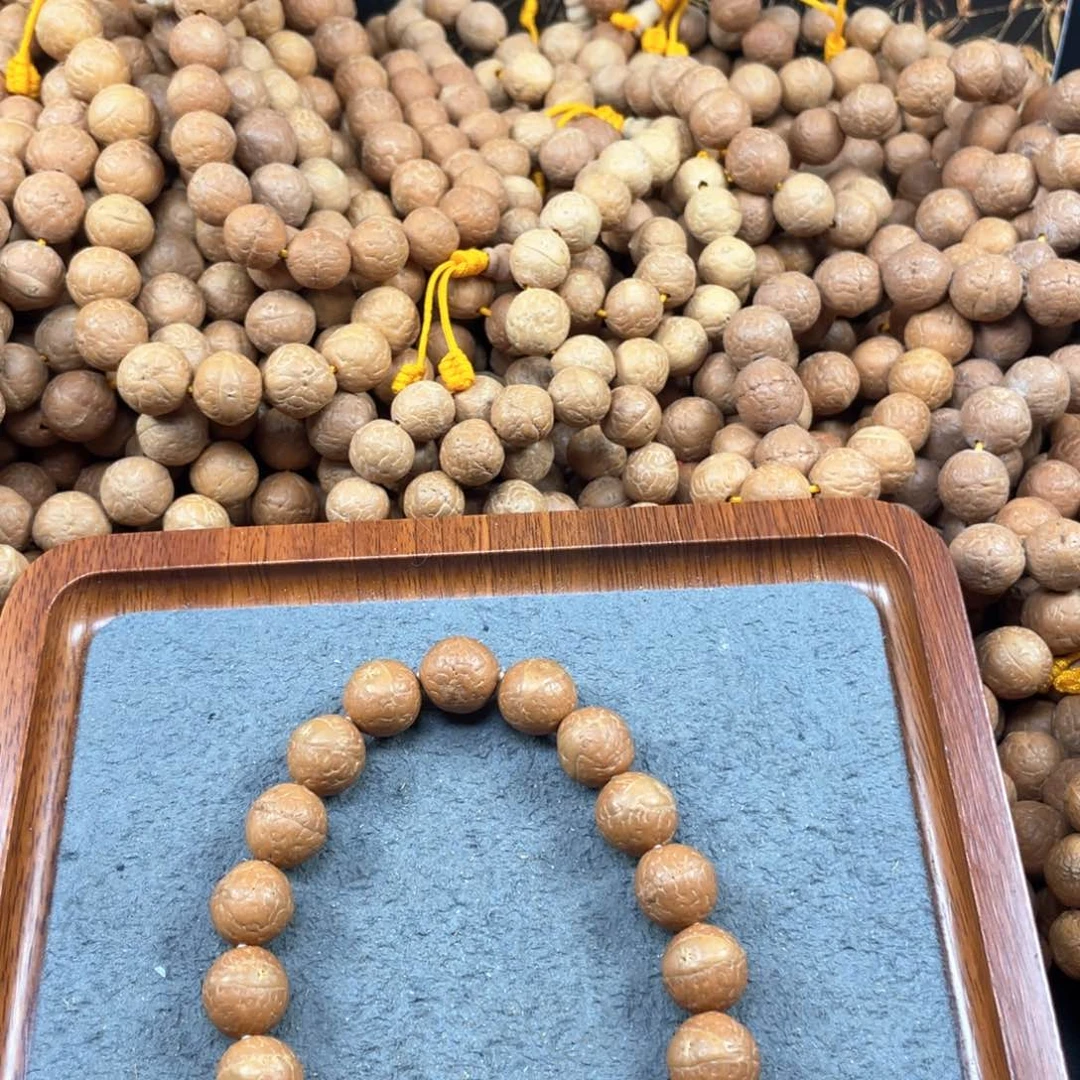 凤眼菩提手串彬*?L262-K25凤眼菩提小14+同树