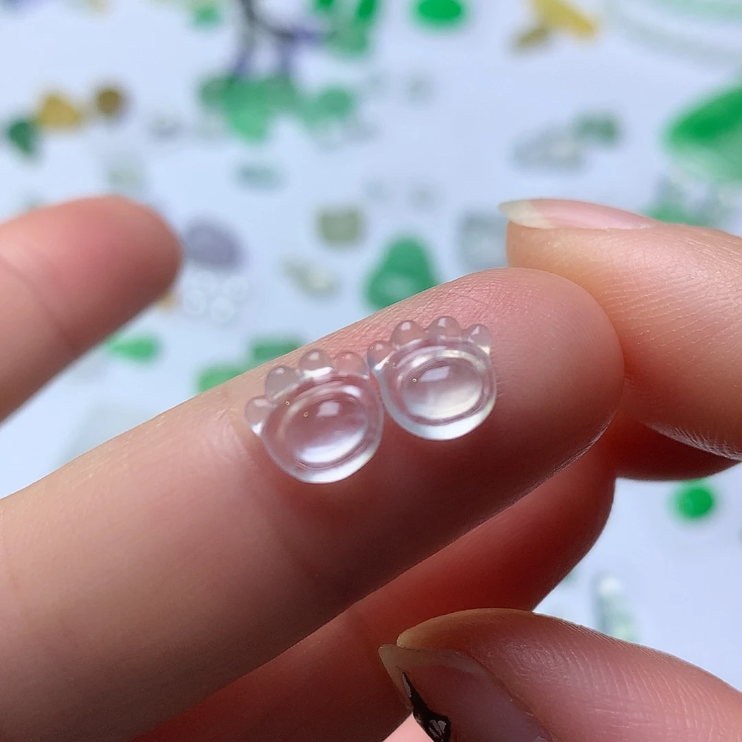 翡翠未镶嵌颈饰猫爪