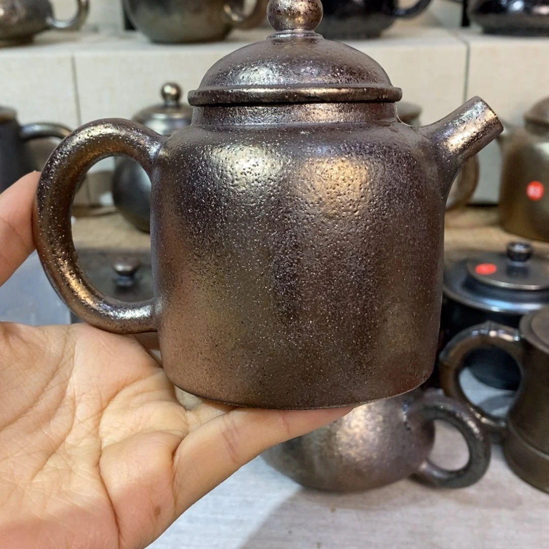 盗***狼云南建水紫陶柴烧壶