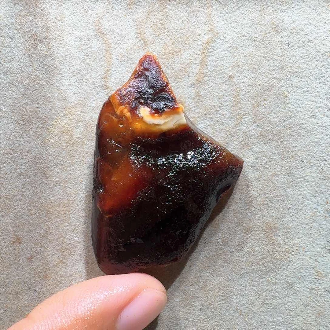 定制琥珀未镶嵌定制