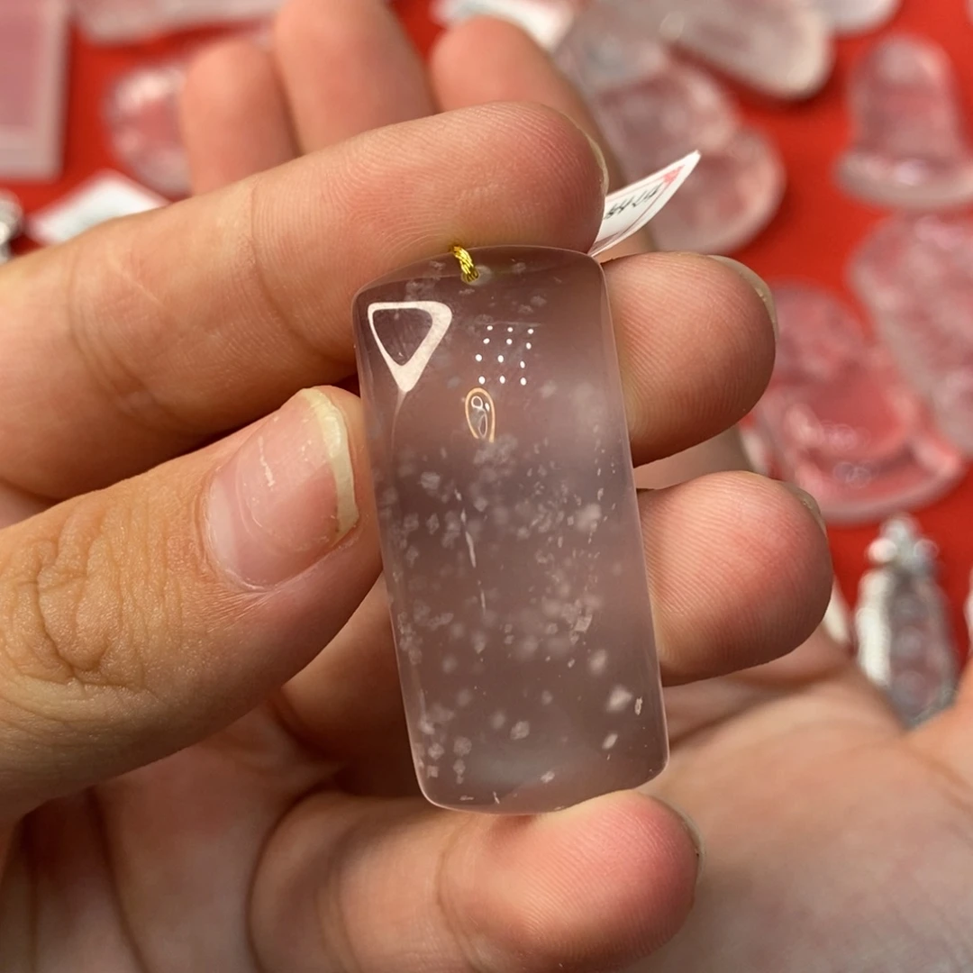 未镶嵌吊坠石英质玉
