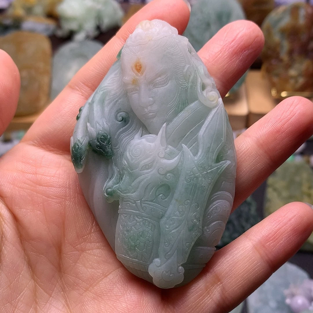 定制翡翠未镶嵌吉***?翡翠