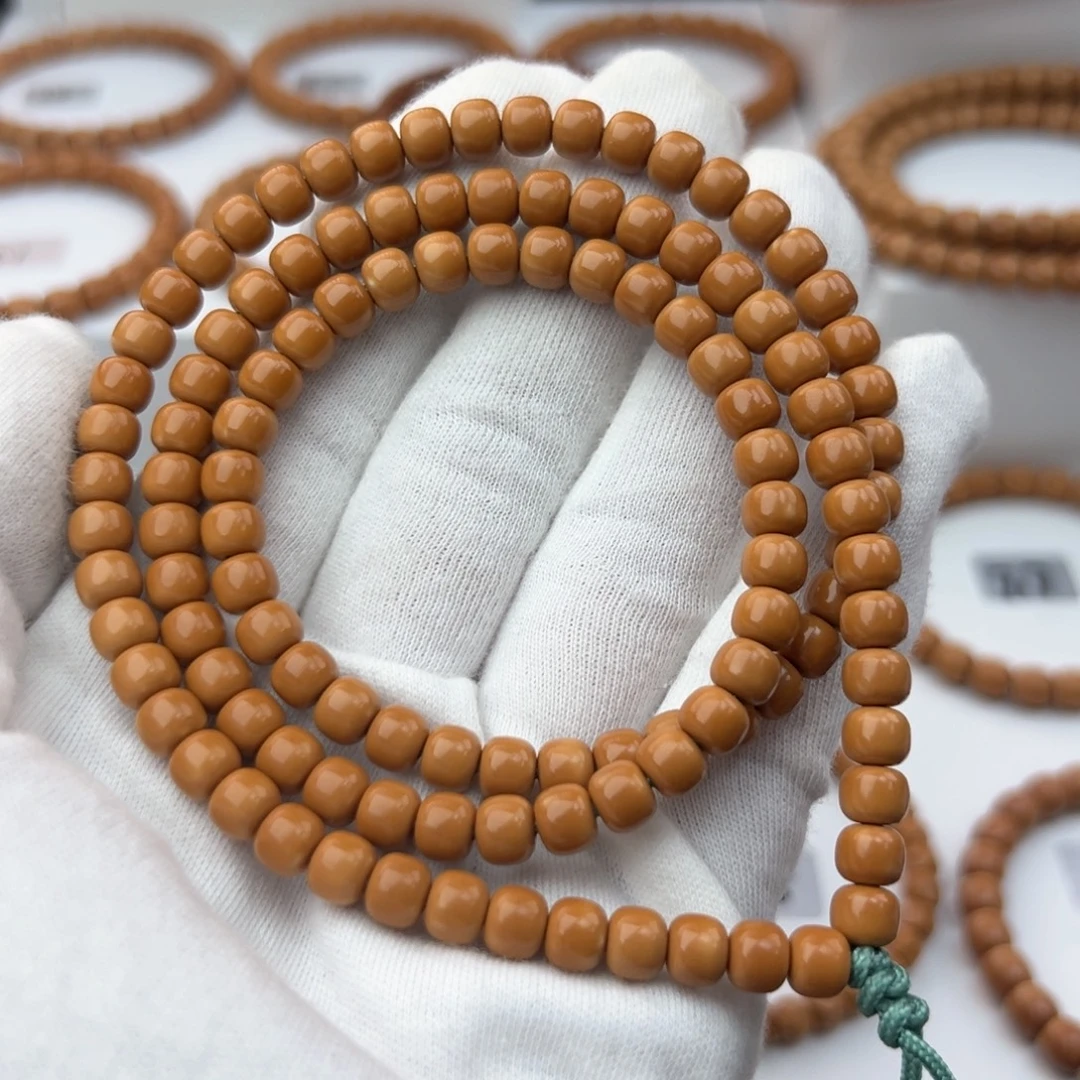 橄榄核手串6.4mm核尖老型108（微白）