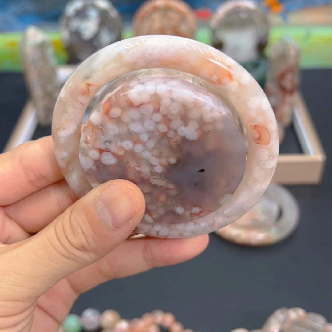 石英质玉手镯未镶嵌57