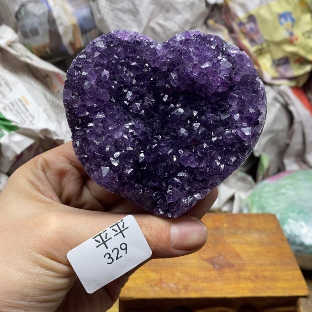 紫晶乌拉圭未镶嵌