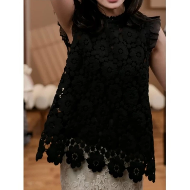 "万 花 筒" 2025春夏女款飞飞边设计背心上衣LK2501992