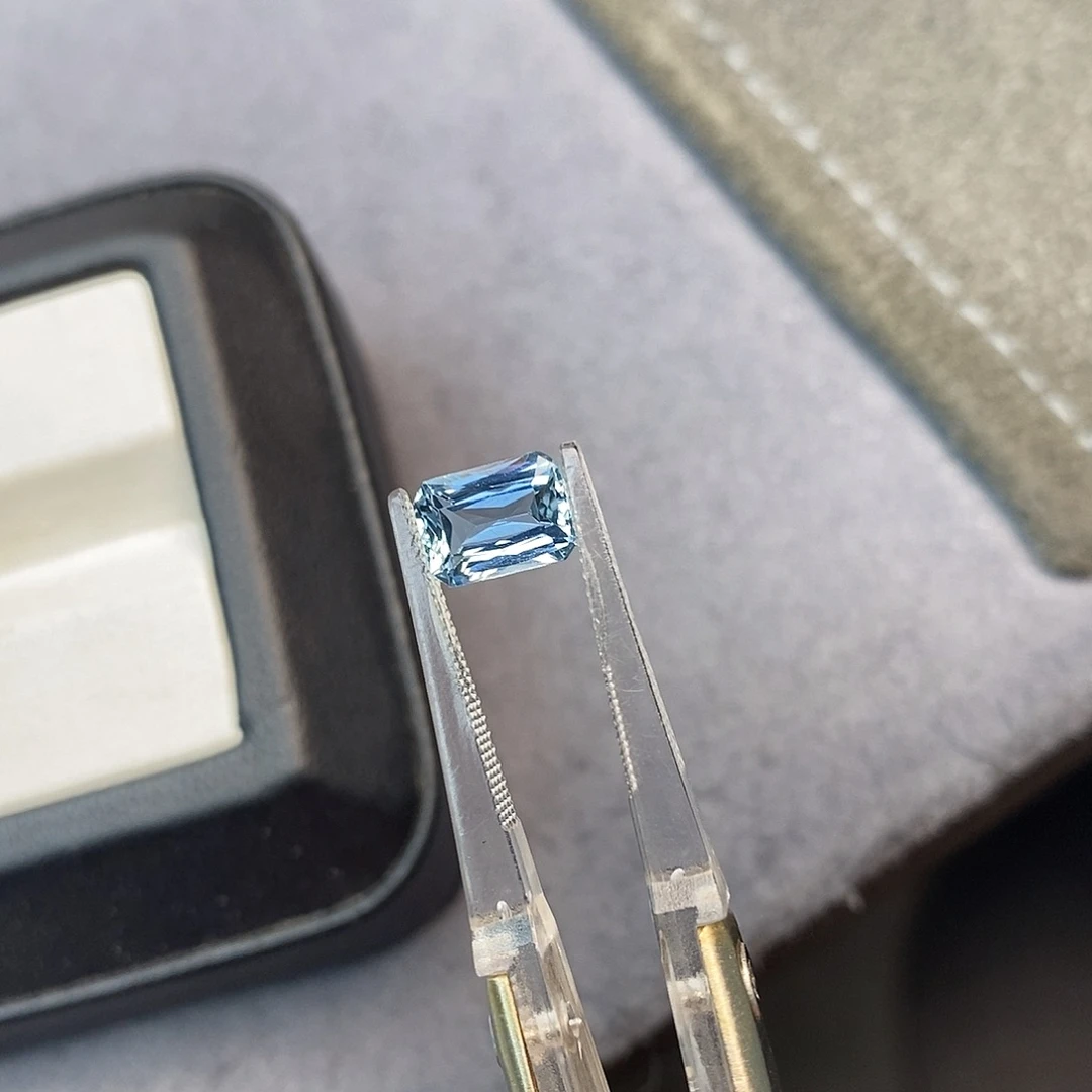 未镶嵌海蓝宝石笔搁1.33ct 圣玛利亚