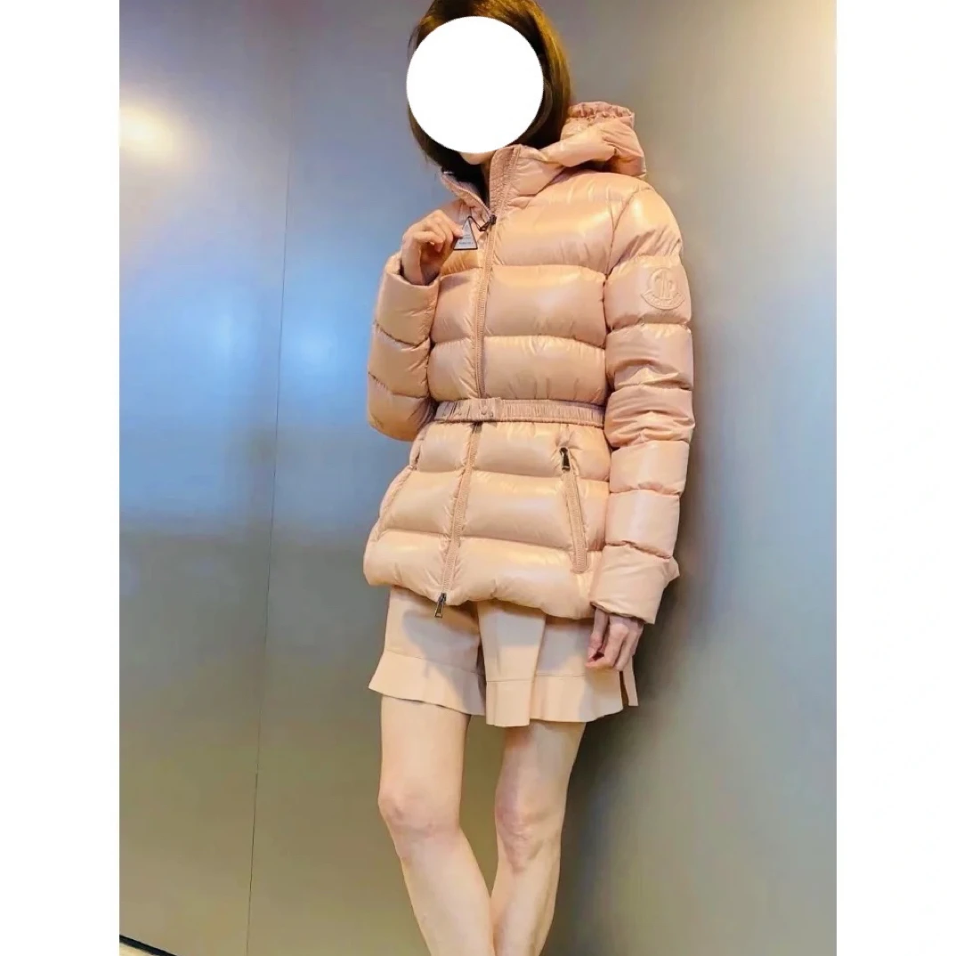 99新 MONCLER 玄色 粉色收腰羽绒服 1码 99新