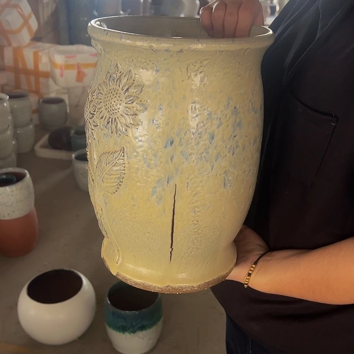 微瑕高度30厘米口径20厘米