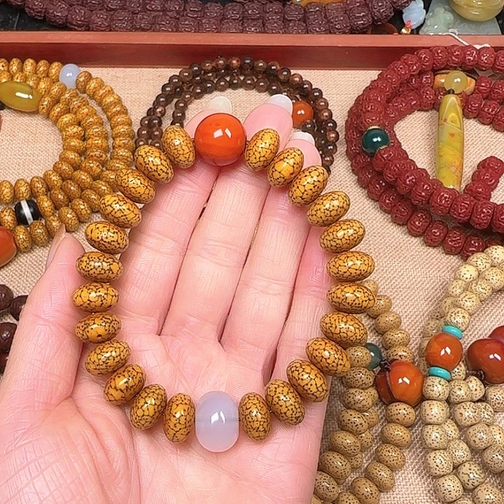 星月菩提手串星月菩提