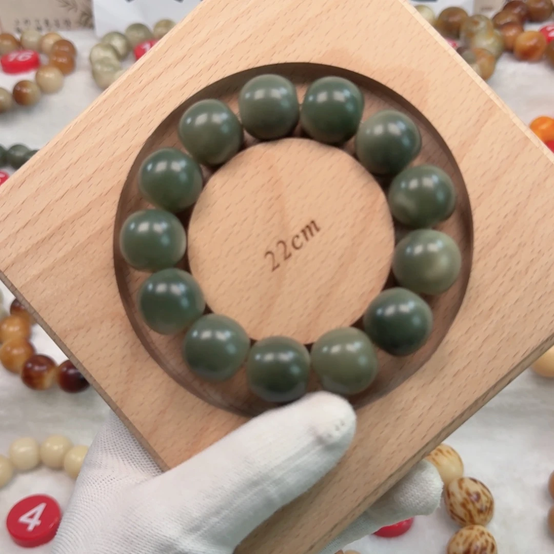白玉菩提吊坠卡19阴皮料苹果园手工干磨