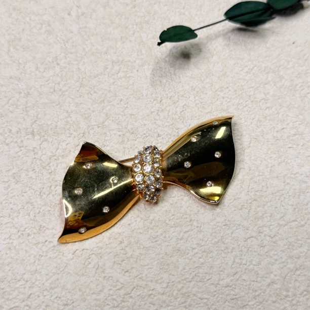 铜合金合成锆石胸针 【六六中古】孤品复古蝴蝶结胸针th7090