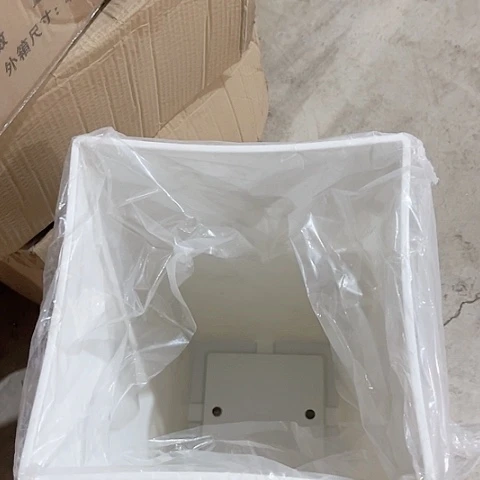 树脂瑕疵方盆大号白色1个无托